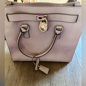 Micheal Kors Large Hamilton Gray Leather Tote & Dust Bag. New without Tags.